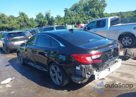 2019 Honda Accord Touring 2.0T z USA, uszkodzony, nr VIN 1HGCV2F92KA016991